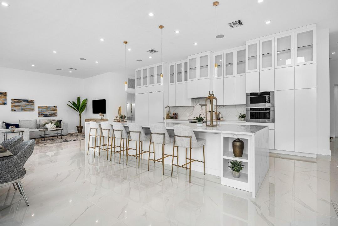 2641 NE 48th Street, Lighthouse Point, Florida 33064