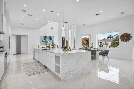 2641 NE 48th Street, Lighthouse Point, Florida 33064