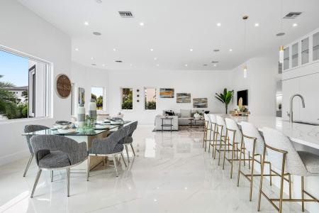 2641 NE 48th Street, Lighthouse Point, Florida 33064