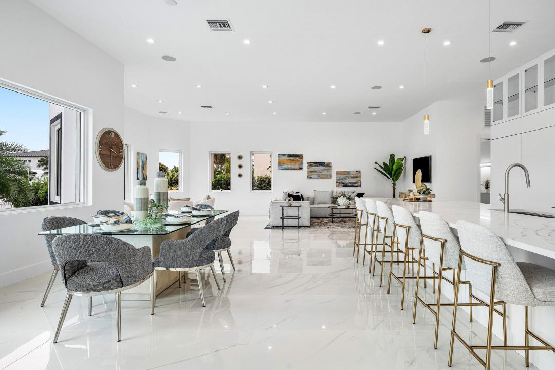 2641 NE 48th Street, Lighthouse Point, Florida 33064