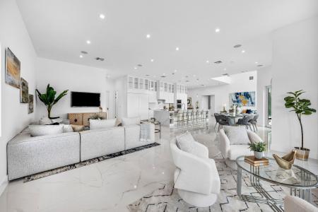 2641 NE 48th Street, Lighthouse Point, Florida 33064