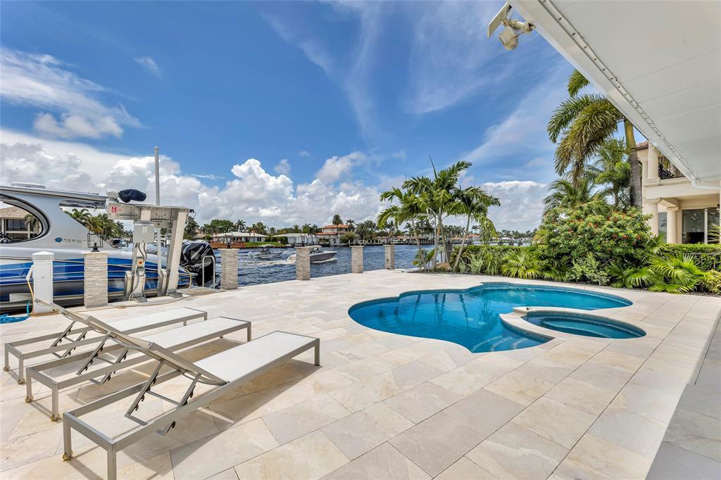 2005 N Riverside Dr, Pompano Beach, Florida 33062