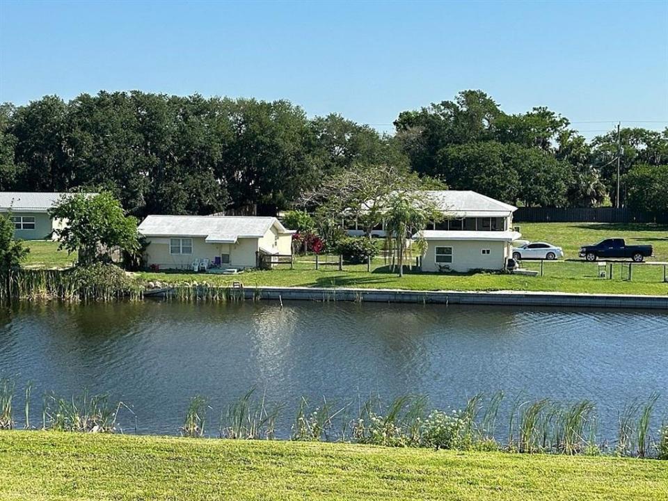 5806 US Highway 441, Okeechobee, Florida 34974, Estados Unidos