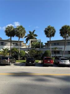 1142 99th St 23, Bay Harbor Islands, Florida 33154, USA