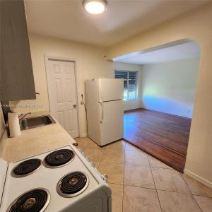 1843 Wiley St, Hollywood, Florida 33020, USA