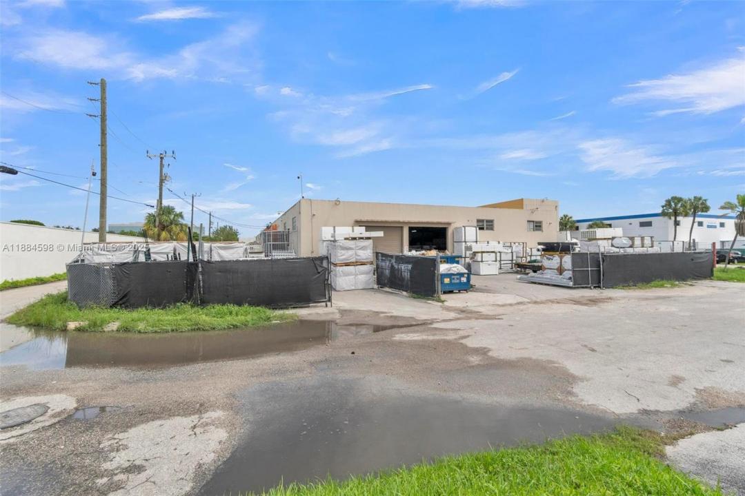 821 NW 57th Pl, Fort Lauderdale, פלורידה 33309, ארצות הברית של אמריקה 