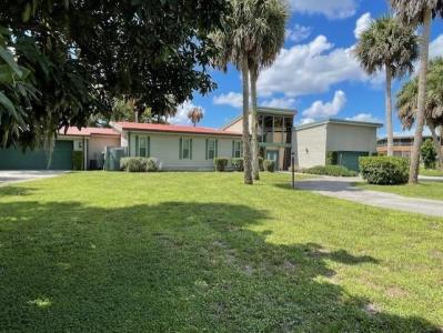 10198 SE Highway 441, Okeechobee, Florida 34974, USA