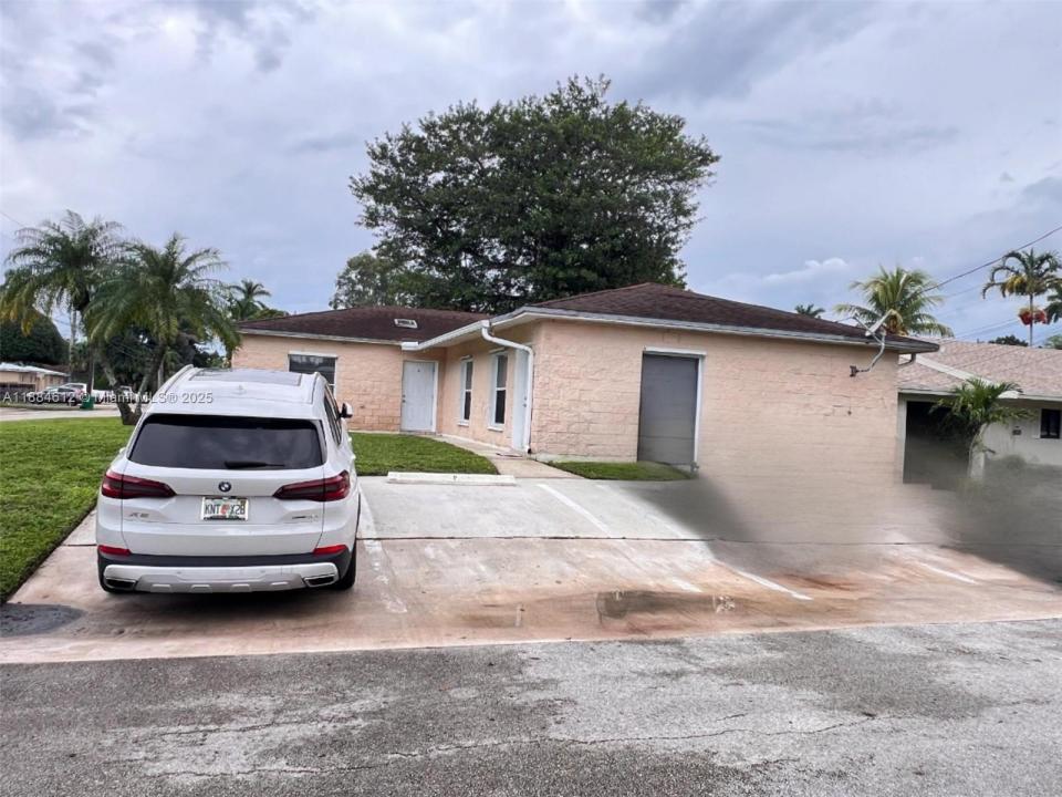 4865 SW 65th Way C, Davie, פלורידה 33314, ארצות הברית של אמריקה 
