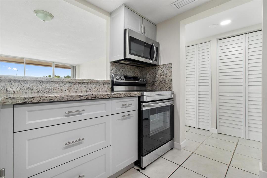 10425 SW 112th Ave 303, Miami, フロリダ 33176, アメリカ合衆国