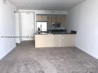 1111 SW 1st Ave 1724-N, Miami, Floryda 33130, USA