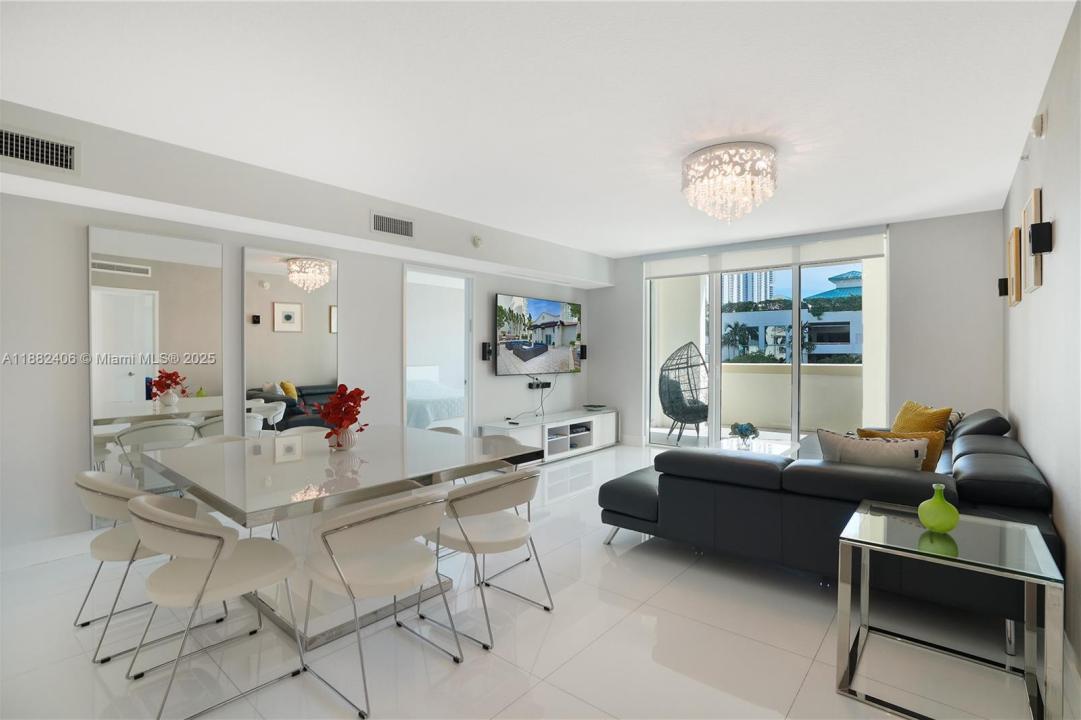 250 S Sunny Isles Blvd TH-207, Sunny Isles Beach, Floride 33160, États-Unis