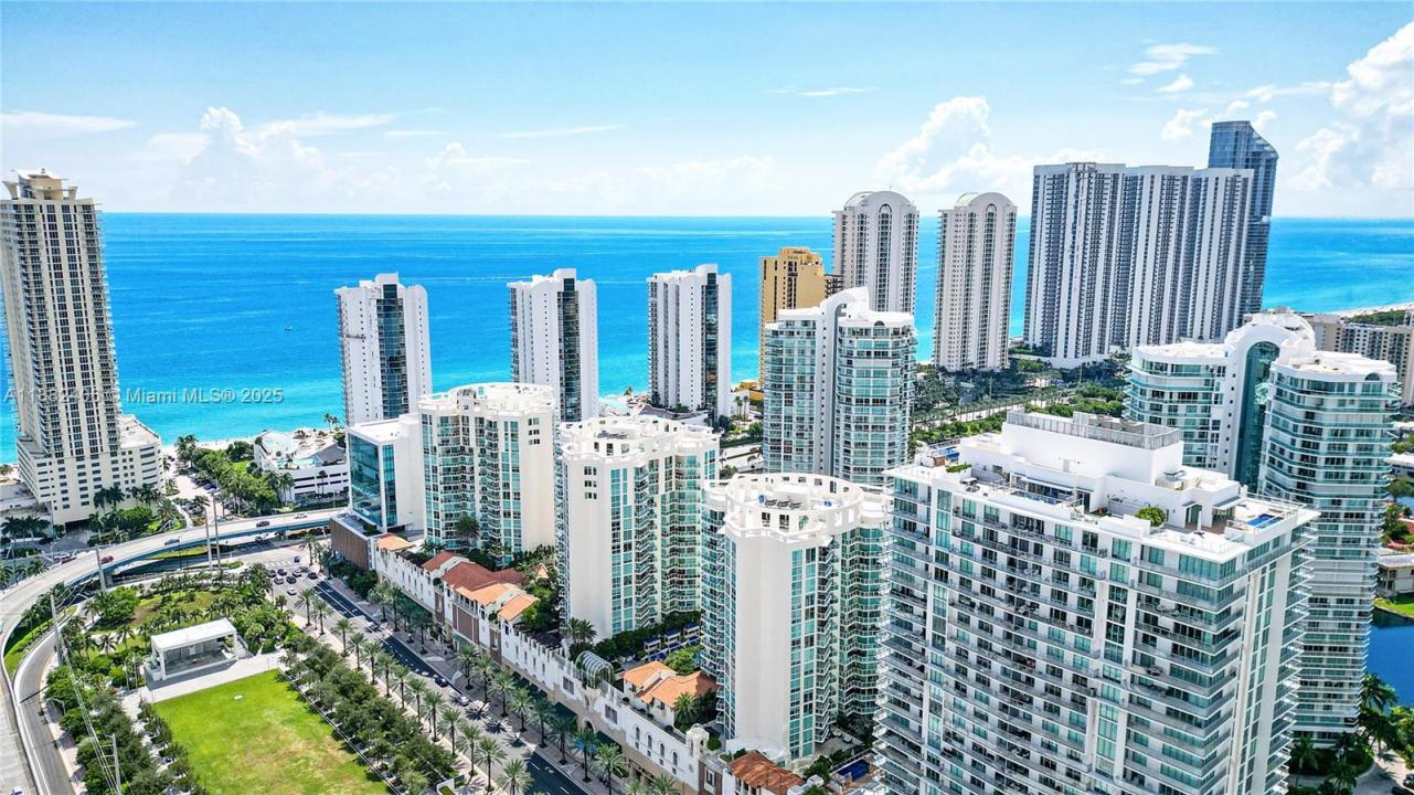 250 S Sunny Isles Blvd TH-207, Sunny Isles Beach, Floride 33160, États-Unis