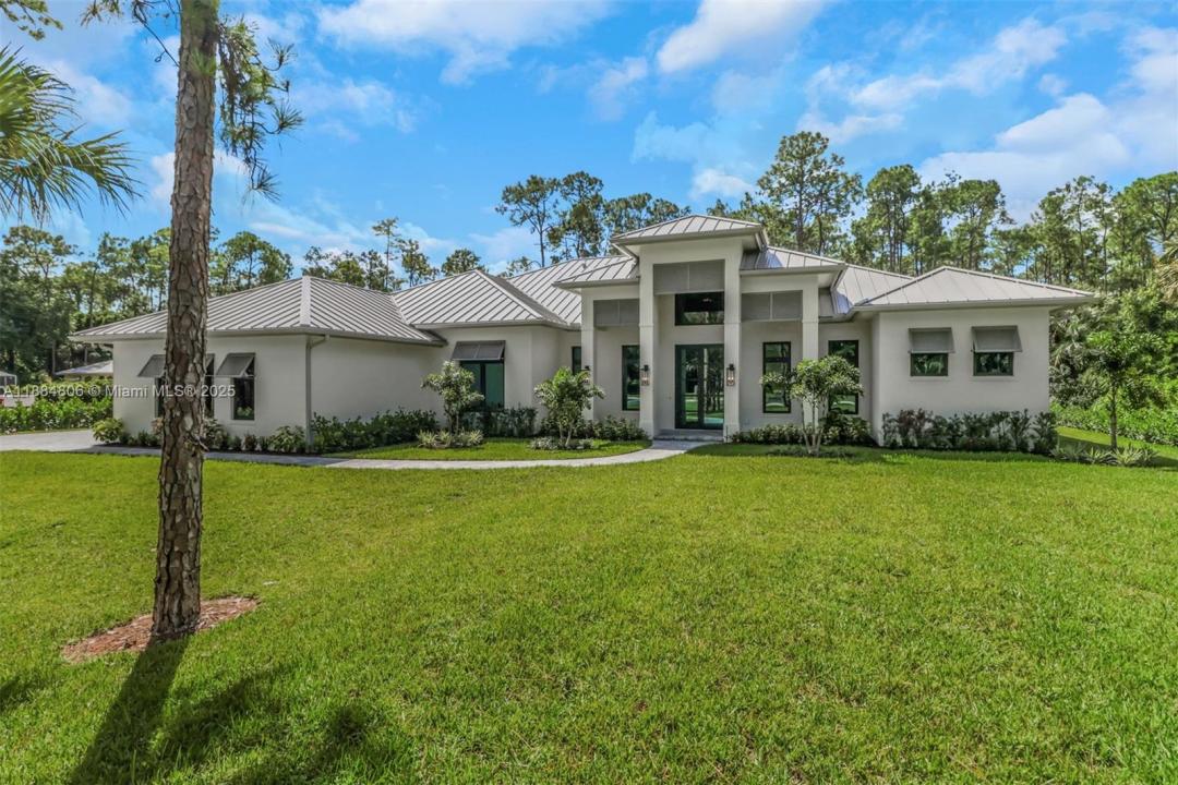 5174 Sycamore Dr, Naples, Florida 34119, Stati Uniti