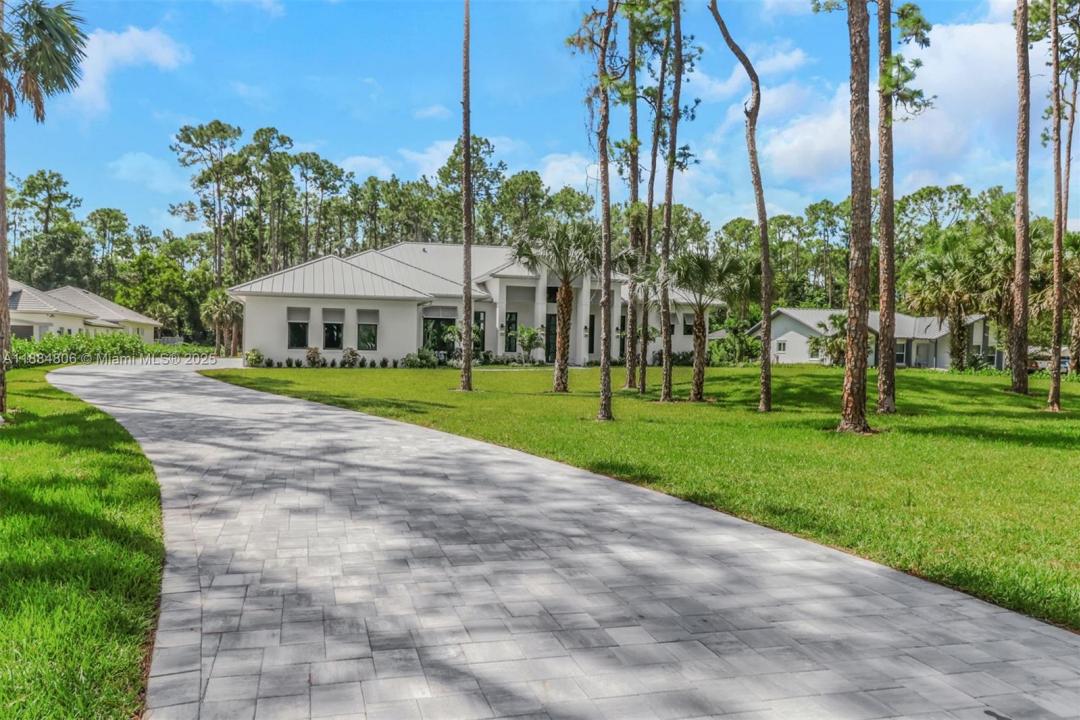5174 Sycamore Dr, Naples, Florida 34119, Stati Uniti