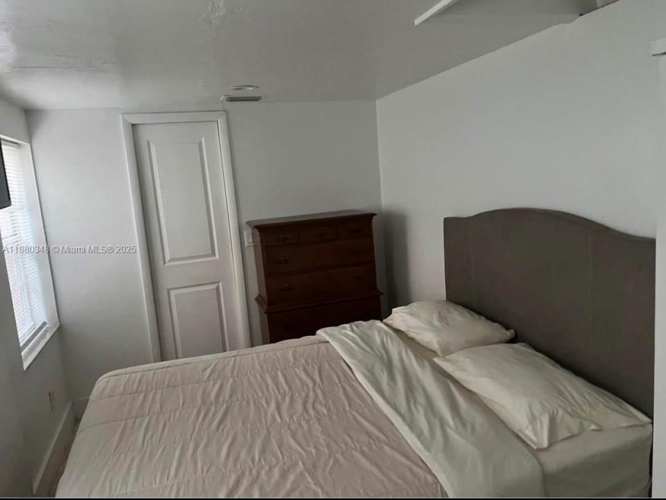 1949 NE 173rd St 0, North Miami Beach, Florida 33162