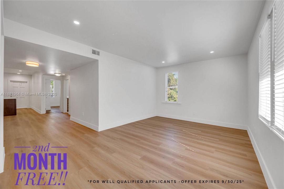 893 NE 81st St 4, Miami, Florida 33138, Estados Unidos
