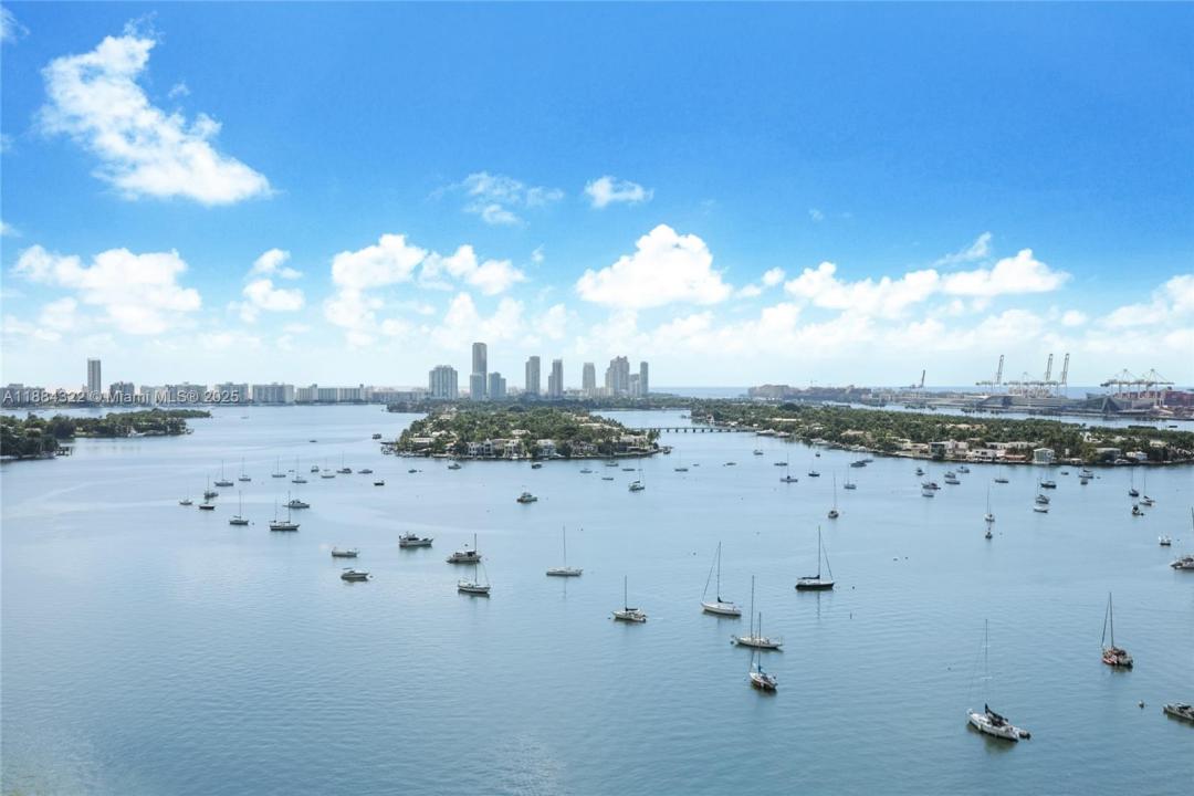 1000 Venetian Way 1902, Miami, フロリダ 33139, アメリカ合衆国
