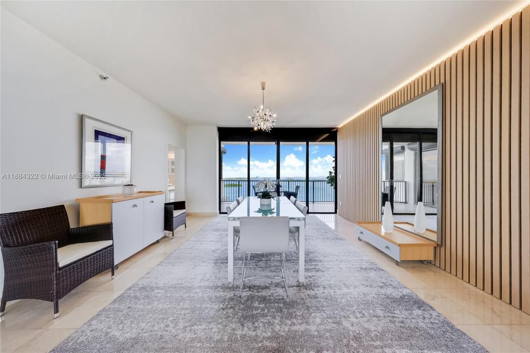 1000 Venetian Way 1902, Miami, フロリダ 33139, アメリカ合衆国