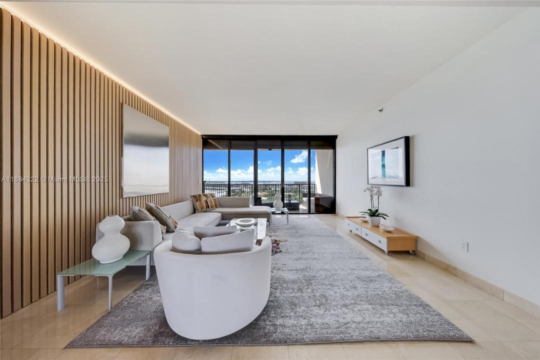 1000 Venetian Way 1902, Miami, フロリダ 33139, アメリカ合衆国