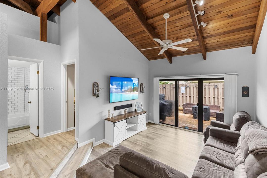 8025 SW 21st Ct, Davie, Flórida 33324, Estados Unidos