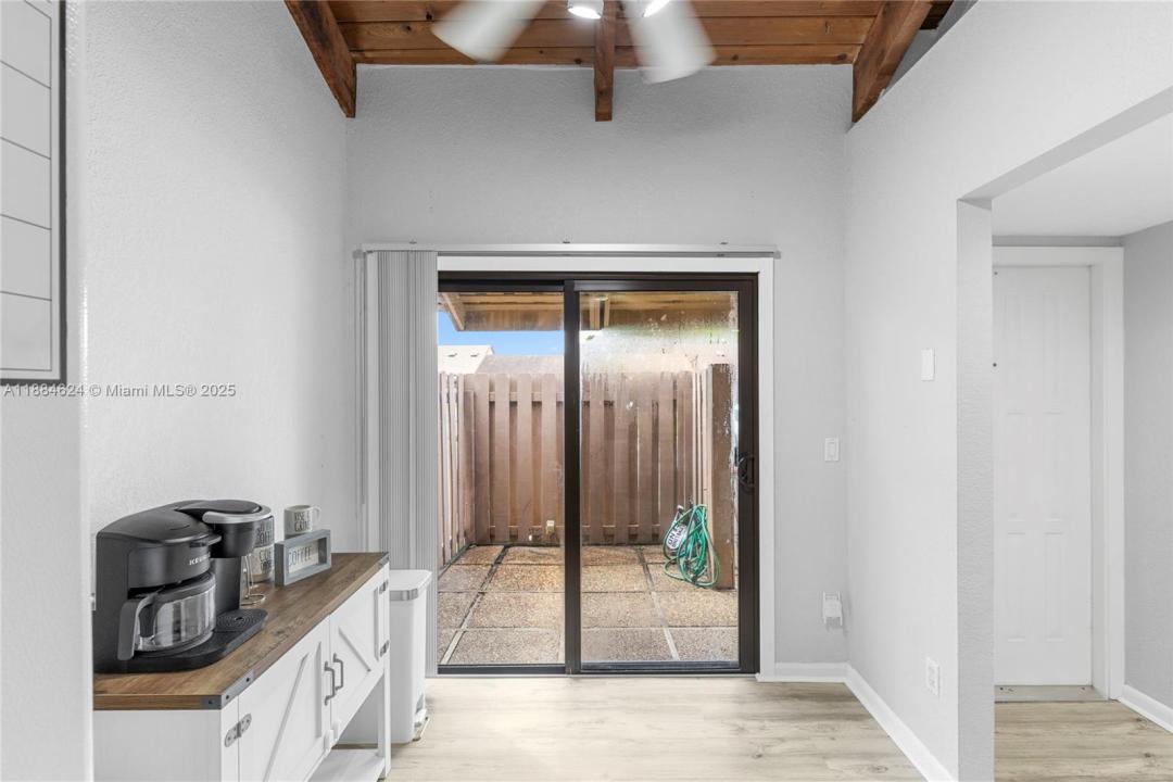 8025 SW 21st Ct, Davie, Flórida 33324, Estados Unidos