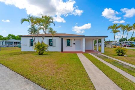 14401 Pierce St, Miami, Florida 33176, USA