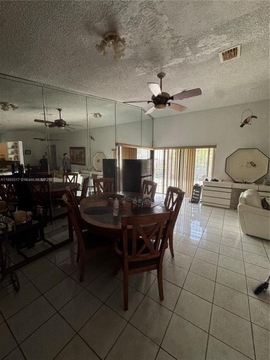 19375 SW 123rd Ave, Miami, 佛羅里達州 33177, 美國