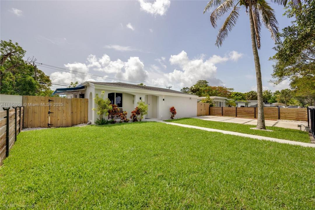 12245 NW 2nd Ave, North Miami, Florida 33168