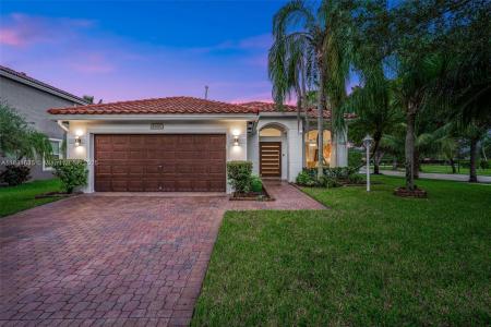 1601 NW 143rd Ter, Pembroke Pines, Florida 33028, USA