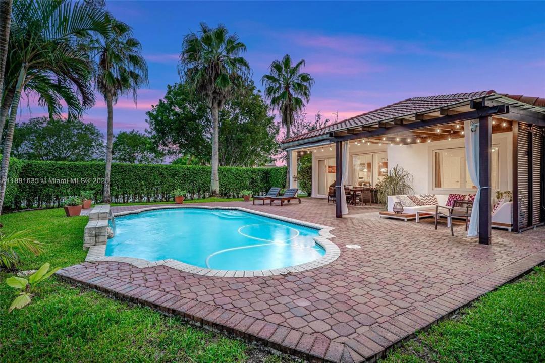 1601 NW 143rd Ter, Pembroke Pines, Floryda 33028, USA