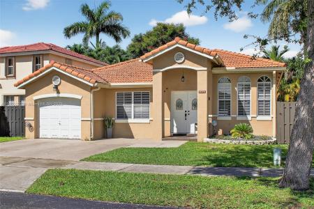 8134 SW 163rd Pl, Miami, Florida 33193, USA