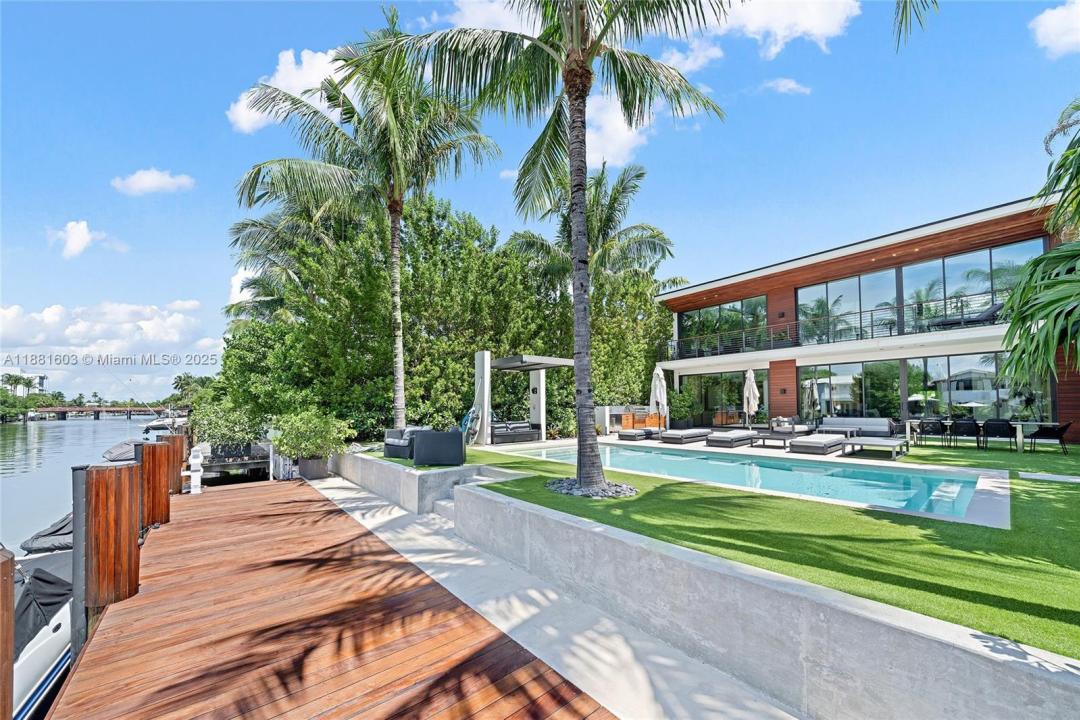 4510 Prairie Ave, Miami Beach, פלורידה 33140, ארצות הברית של אמריקה 