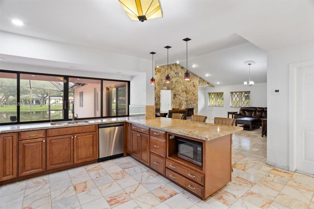 9031 N New River Canal Rd, Plantation, Flórida 33324, Estados Unidos