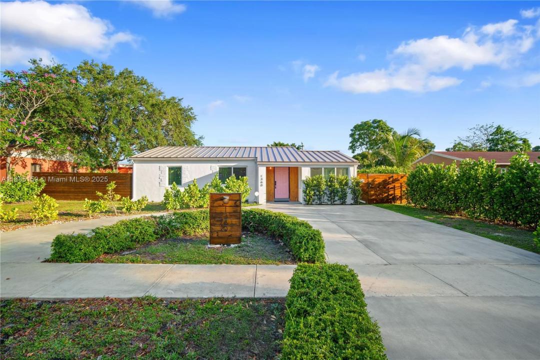 1360 NE 138th St, North Miami, 佛罗里达州 33161, 美国