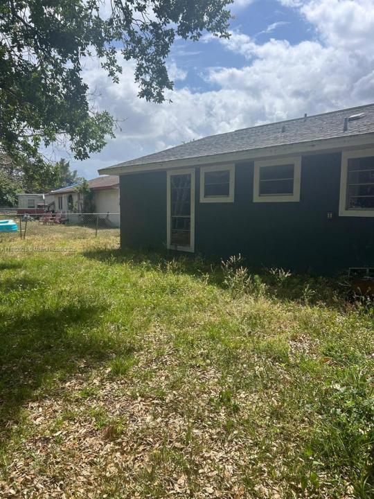 1399 NE Cindy Cir 1399, Palm Bay, 佛罗里达州 32905, 美国