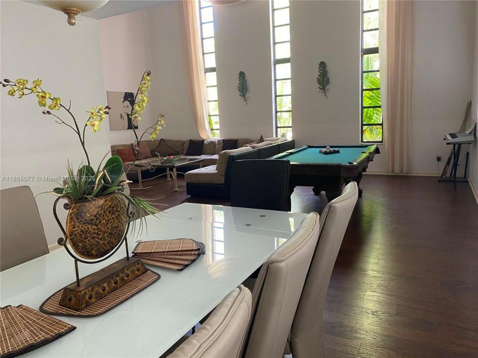 1104 Washington St, Hollywood, Floride 33019, États-Unis