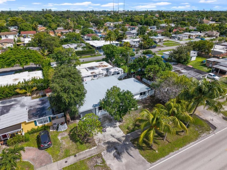 5701 SW 41st St, West Park, Флорида 33023, Соединенные Штаты
