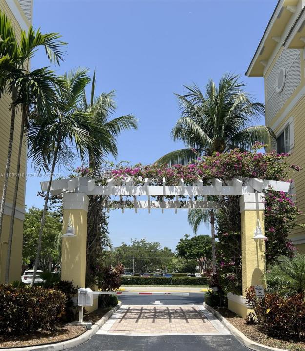 150 NE 15th Ave 144, Fort Lauderdale, Florida 33301, USA