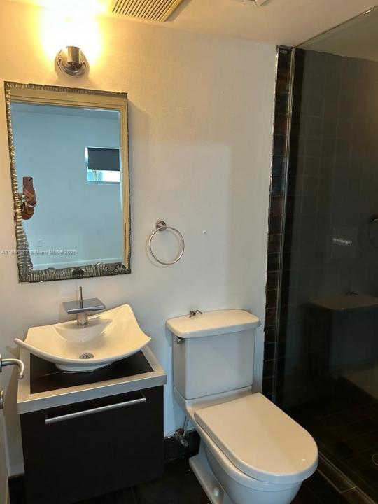 1560 Pennsylvania Ave 211, Miami Beach, فلوريدا 33139, الولايات المتحدة