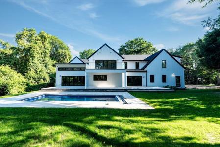 19 Castle Road, Narragansett, Род Айленд 02882, Соединенные Штаты