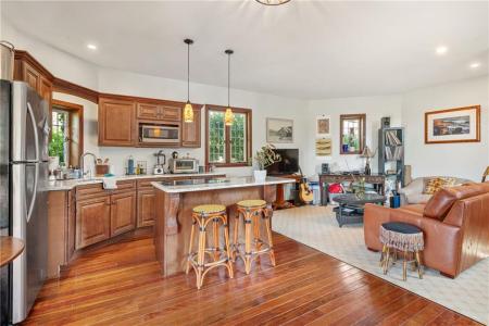 216 Gray Craig Road 2, Middletown, RI 02842, USA