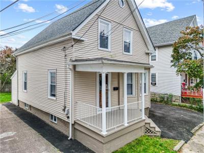 356 Smith Street, Cranston, رود ايلاند 02905, الولايات المتحدة