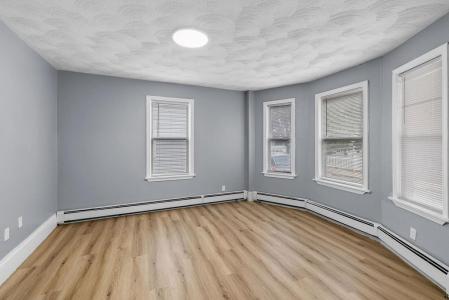 356 Smith Street, Cranston, رود ايلاند 02905, الولايات المتحدة