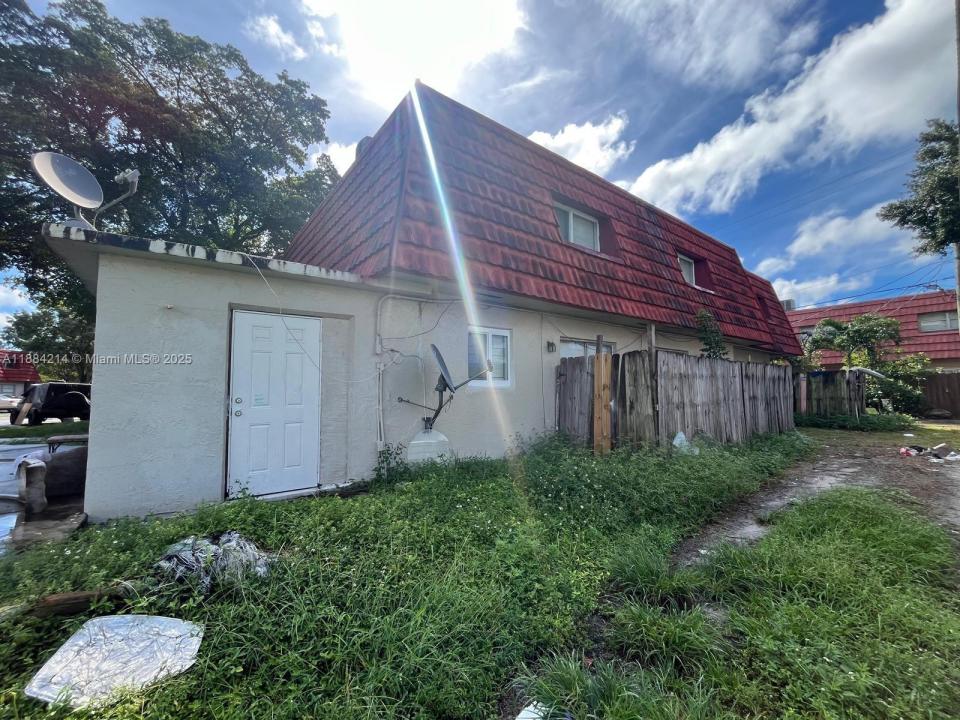 2011-2019 NW 59th Ave, Lauderhill, Flórida 33313, Estados Unidos