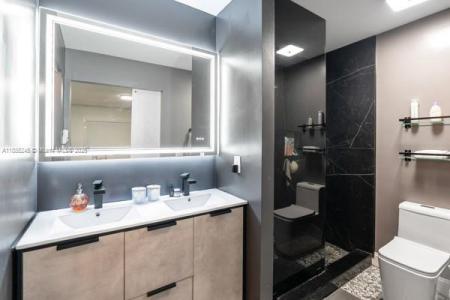 6061 N Falls Circle Dr 404, Lauderhill, Florida 33319, USA