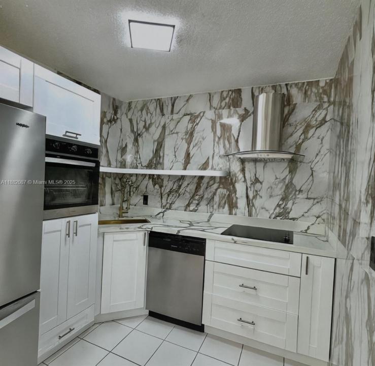 8120 SW 4th Pl 0, North Lauderdale, Flórida 33068, Estados Unidos