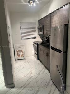 1611 WEST 12, Miami Beach, Florida 33139, USA