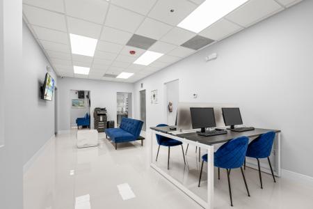 9200 Belvedere Road 207, Royal Palm Beach, Florida 33411