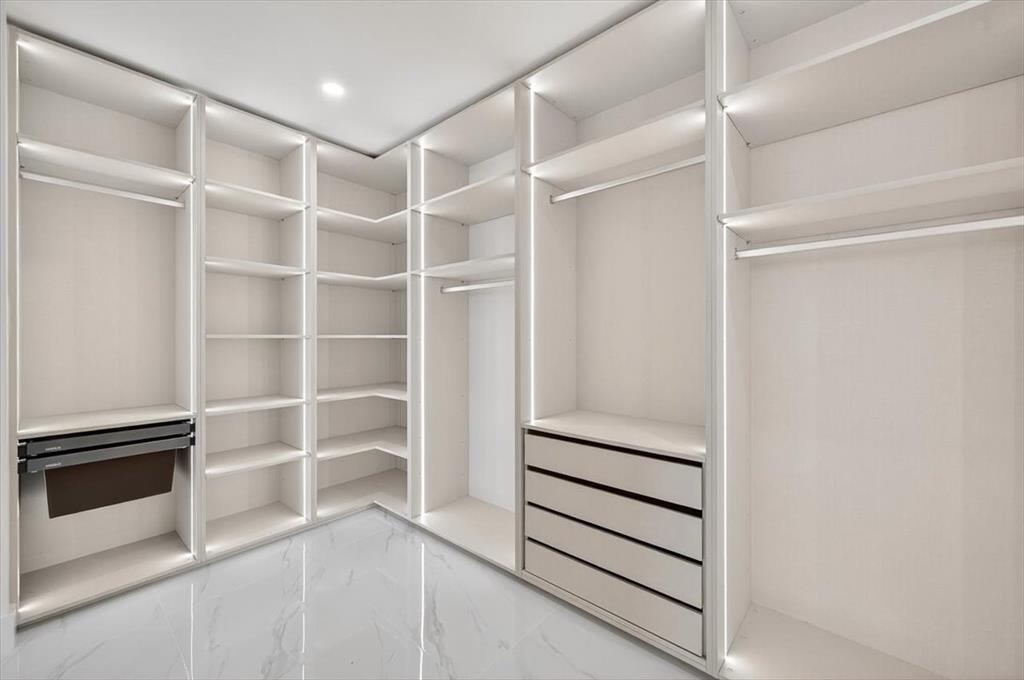 700 NE 24th Street 4802, Miami, Florida 33137
