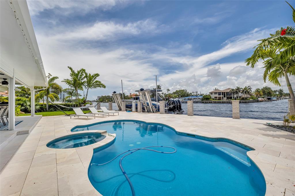 2005 N Riverside Dr, Pompano Beach, Florida 33062